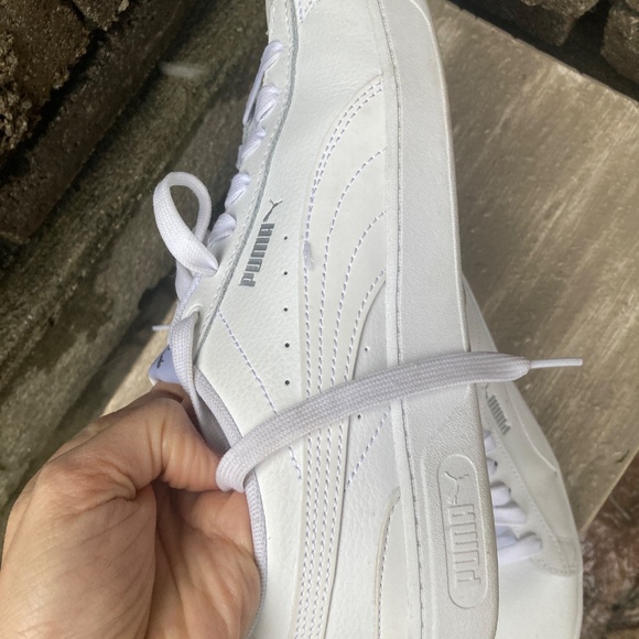 Puma Women's Carina 2.0 Sneaker - Picture 8 of 8